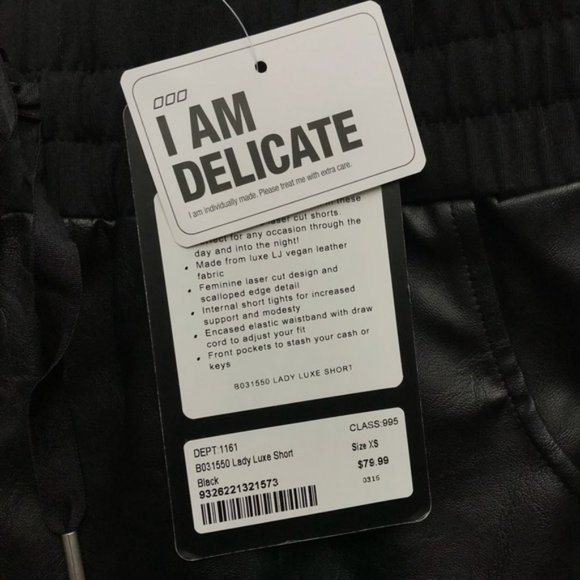 NWT Lorna Jane Lady Luxe Shorts.  SZ M - Picture 4 of 5